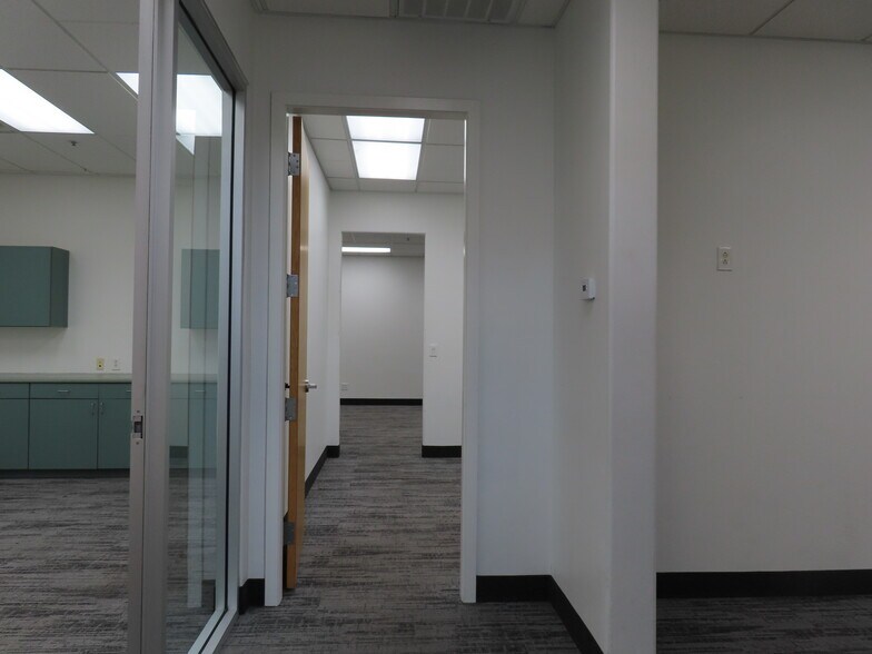 More Photos Of 163 W 1600 S, Saint George Office For Lease