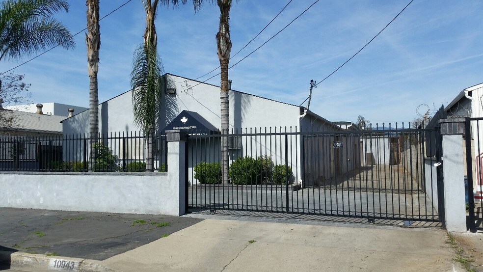 More Photos Of 10943 Schmidt Rd, South El Monte Light Manufacturing For Sale