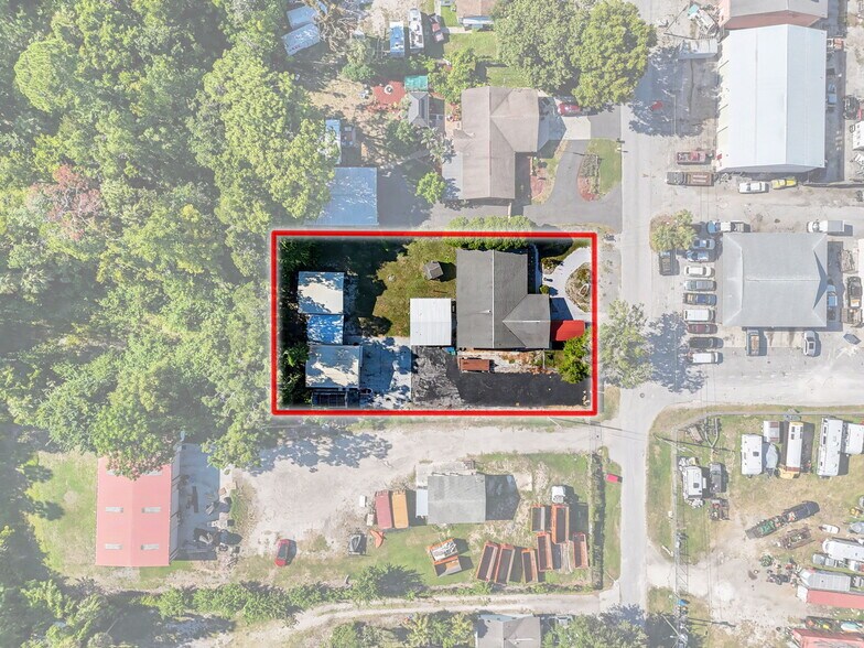 More Photos Of 7813 Leo Kidd Ave, Port Richey Flex For Sale