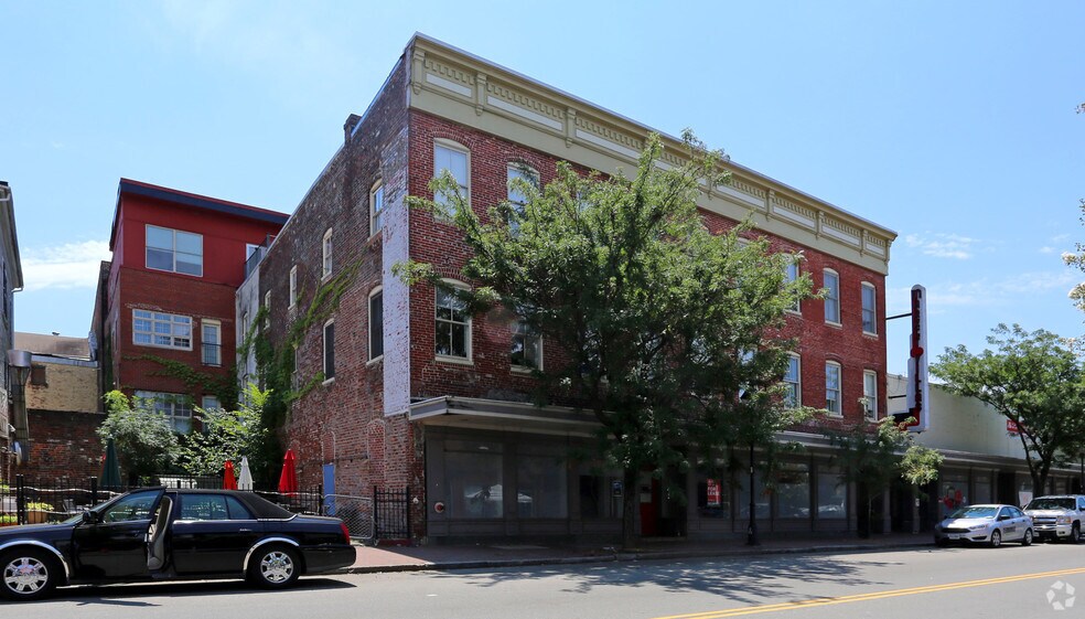 More Photos Of 17 N 18th St, Richmond Apartments For Lease