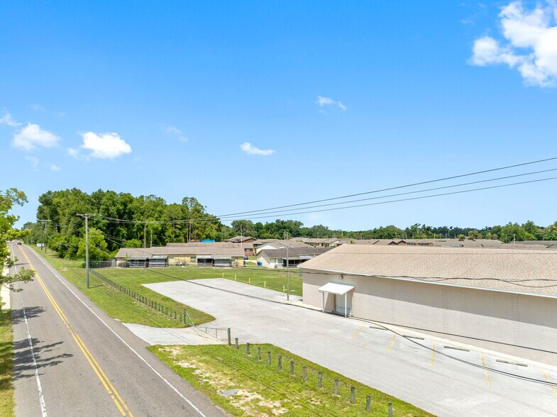 More Photos Of 9610 Harney Rd, Thonotosassa Warehouse For Sale