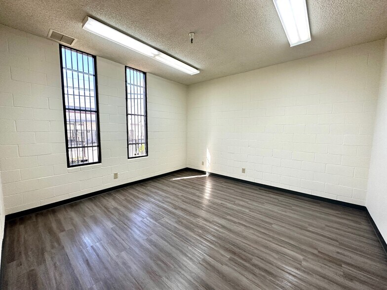 More Photos Of 10829 Central Ave, South El Monte Warehouse For Lease