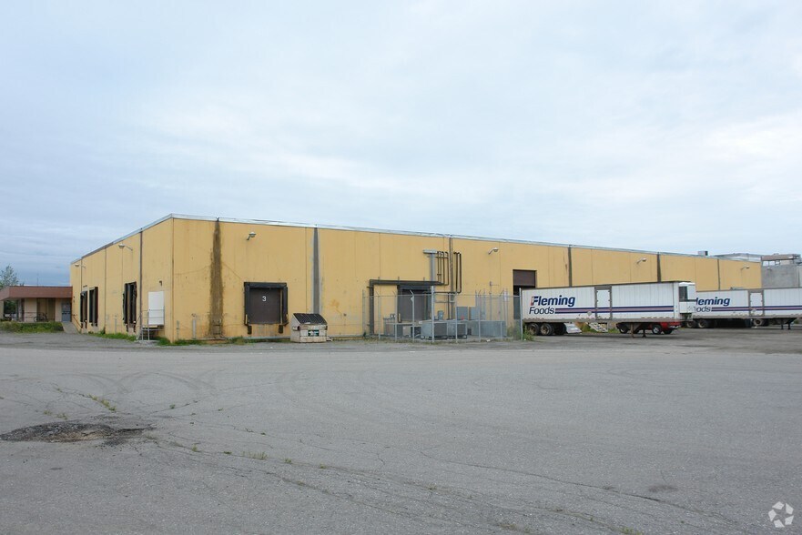More Photos Of 355 E 76th Ave, Anchorage Warehouse For Lease