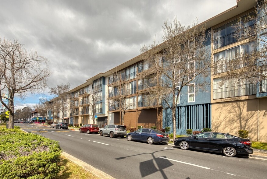 More Photos Of 1709 Shattuck Ave, Berkeley Apartments For Sale