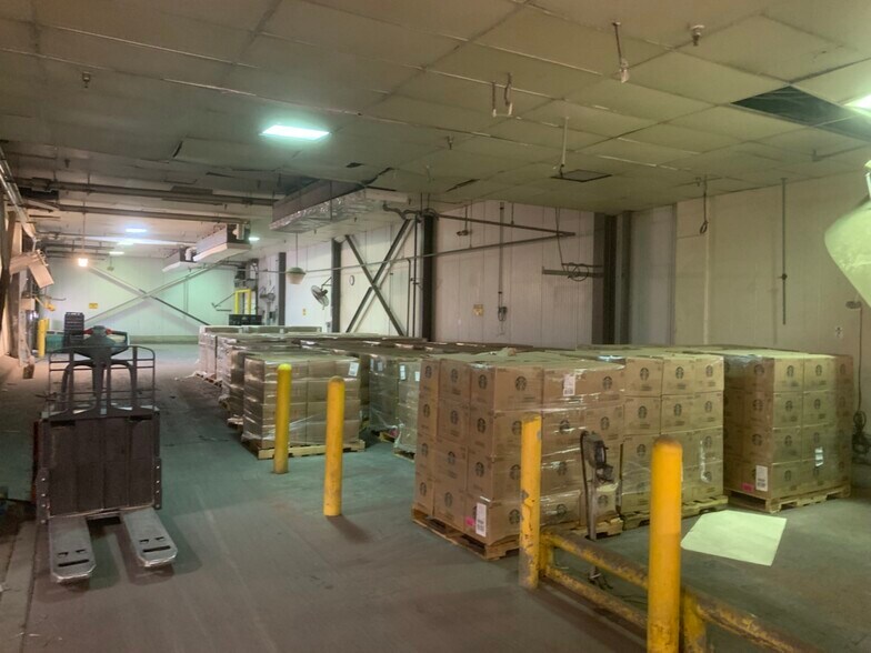More Photos Of 2222 S East Ave, Fresno Food Processing For Lease