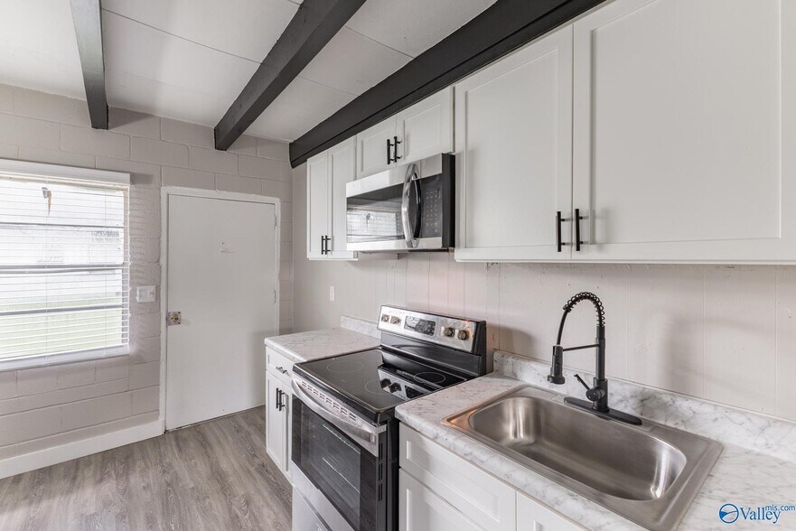 More Photos Of 3004 Clopton St, Huntsville Apartments For Sale