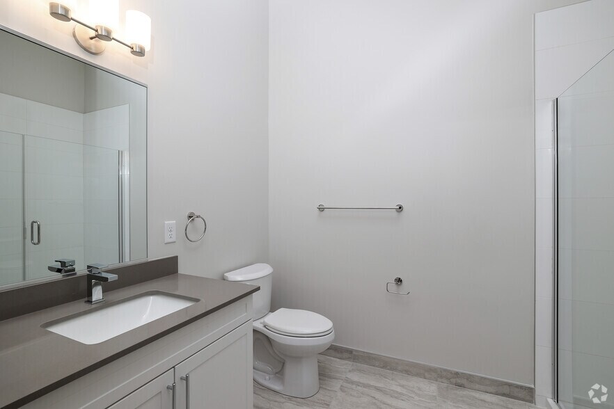 More Photos Of 266 Canal St, Salem Apartments For Lease