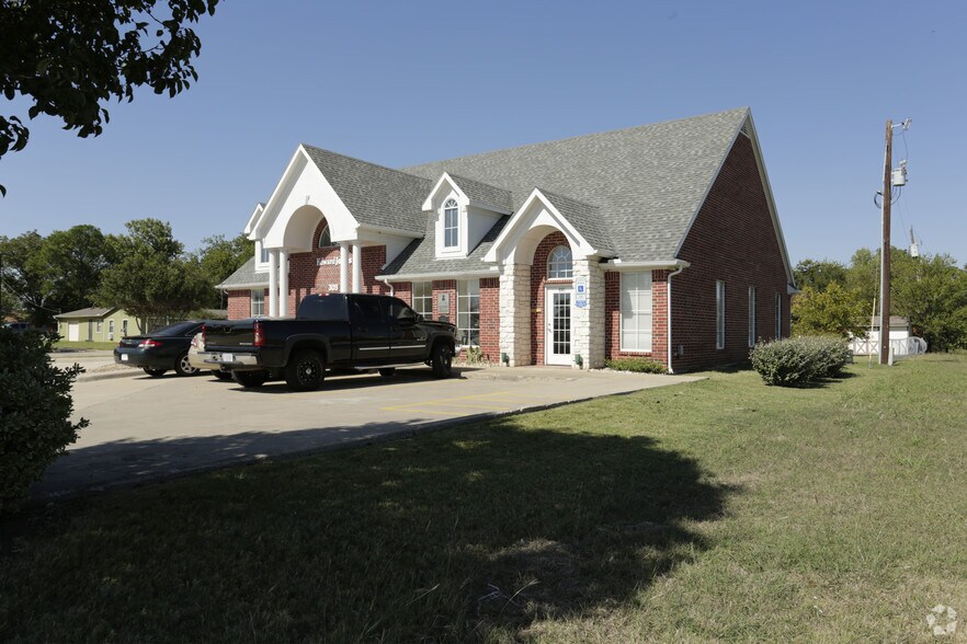 More Photos Of 309 W Eldorado Pky, Little Elm Office For Lease