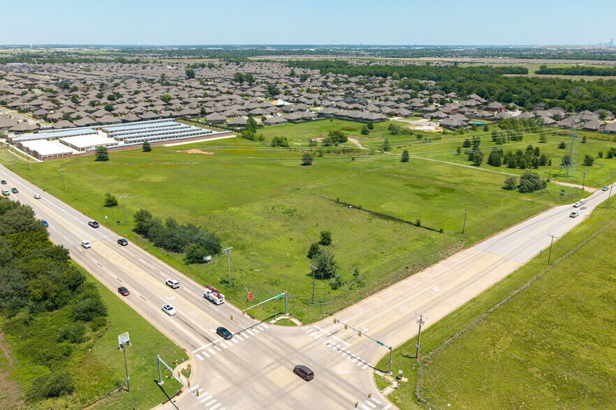 More Photos Of 4500 S Mustang Rd, Mustang Land For Sale