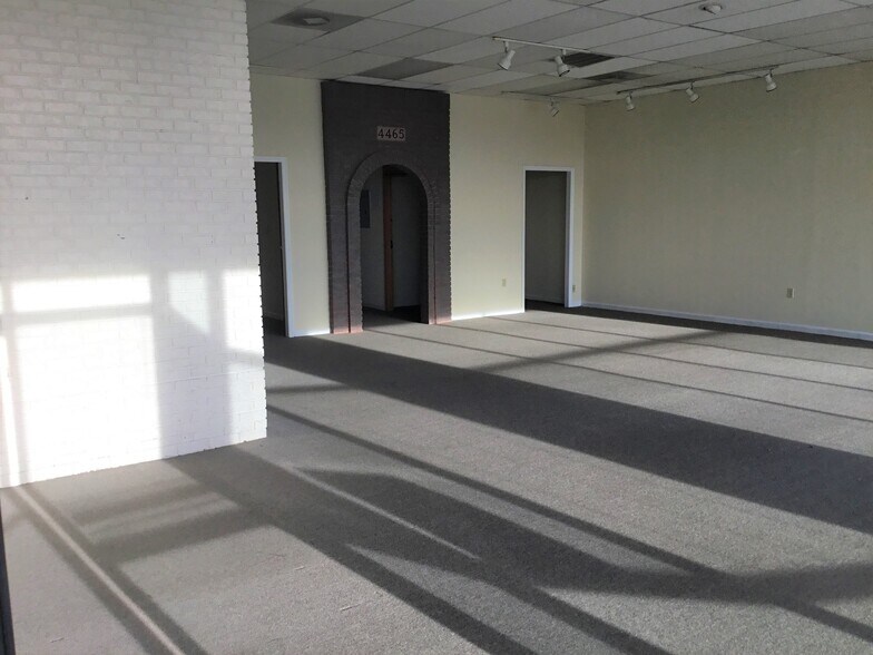 More Photos Of 232 S Cherry Rd, Rock Hill Unknown For Lease