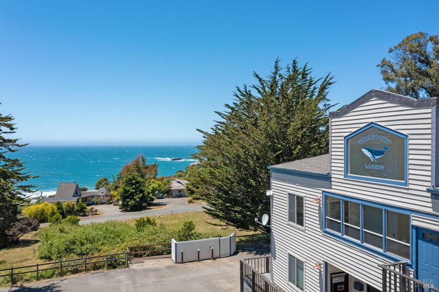 More Photos Of 39000 Highway 1, Gualala Medical For Sale