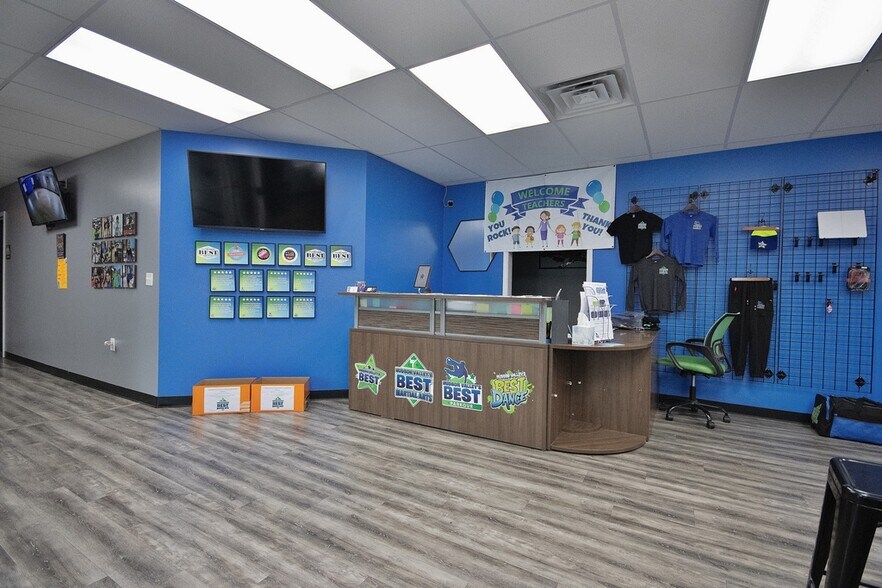More Photos Of 1559 Route 82, Hopewell Junction Medical For Lease