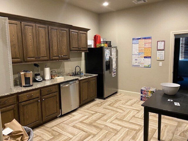 More Photos Of 2220 NW 164th St, Edmond Office For Sale