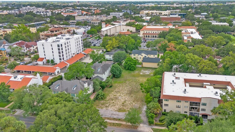 More Photos Of 503 N Interlachen Ave, Winter Park Land For Sale