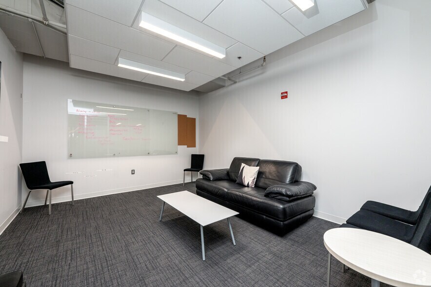 More Photos Of 7474 Greenway Center Dr, Greenbelt Office For Lease