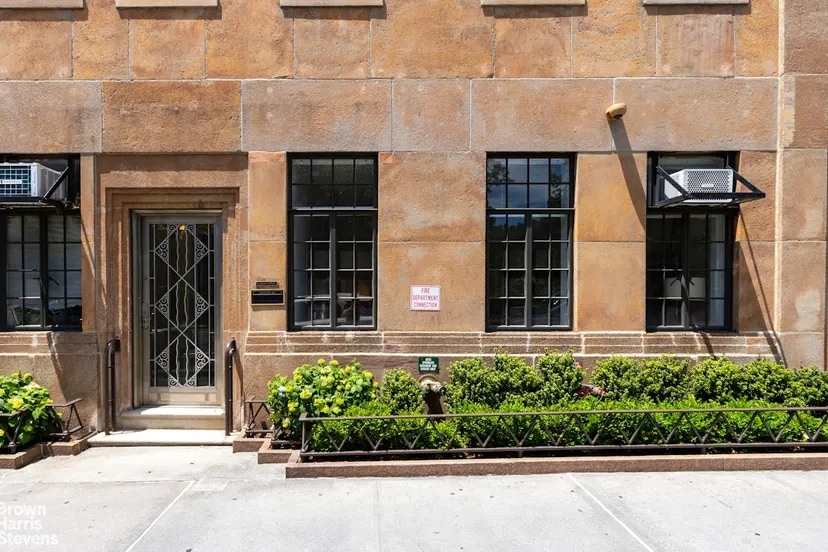 More Photos Of 300 Central Park W, New York Apartments For Sale