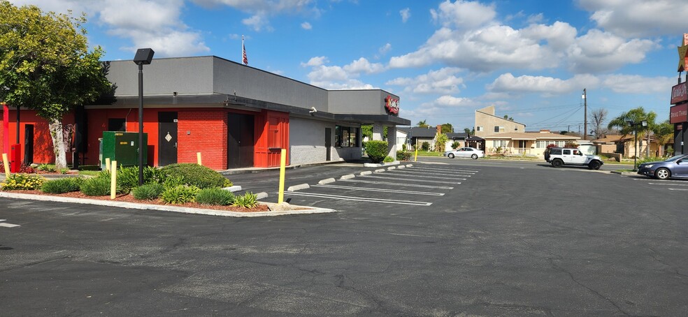 Primary Photo Of 1771 Indian Hill, Pomona Fast Food For Sale