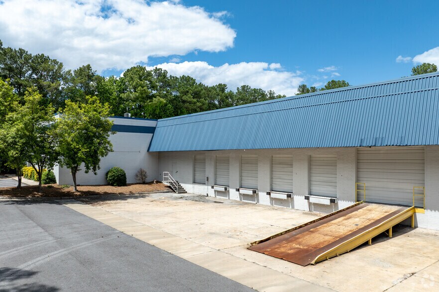 More Photos Of 170 Selig Dr SW, Atlanta Warehouse For Sale