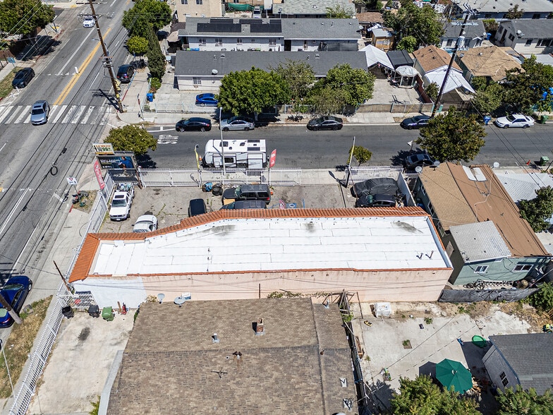 More Photos Of 6500 S Hoover St, Los Angeles General Retail For Sale