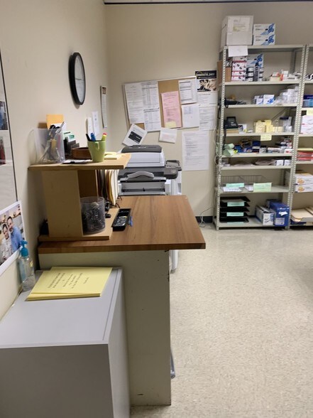 More Photos Of 8545 United Plaza Blvd, Baton Rouge Office For Lease