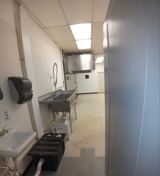 More Photos Of 290-298 E US Highway 20, Michigan City Storefront Retail Office For Lease