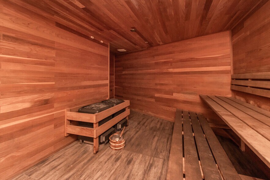 More Photos Of 1475 Moffat Blvd, Manteca Warehouse For Sale