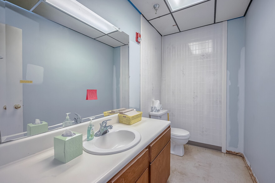 More Photos Of 1035 Fairmont Pky, Pasadena Religious Facility For Sale