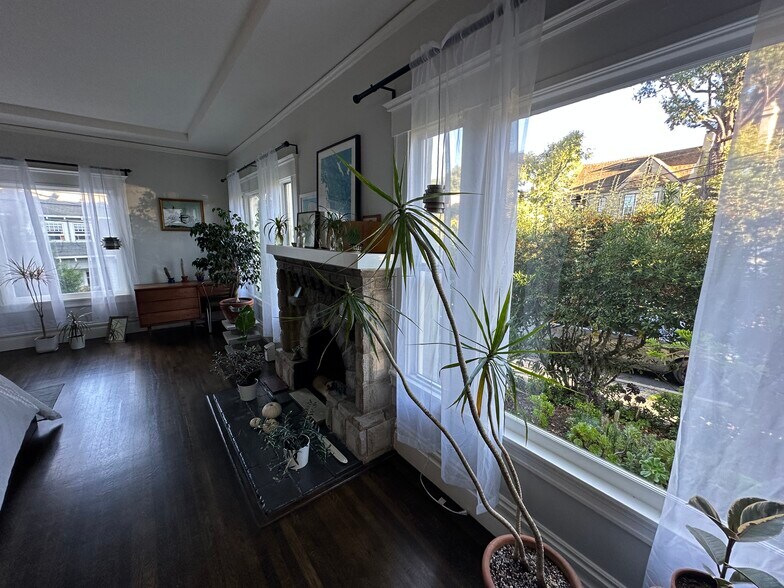 More Photos Of 4347 Leach Ave, Oakland Apartments For Sale
