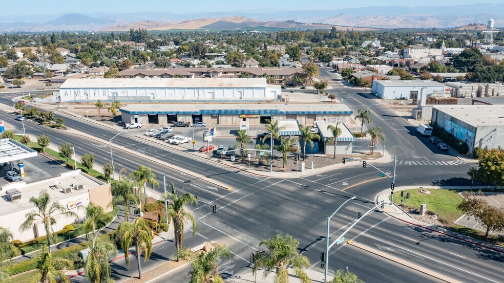 More Photos Of 281 W Merced St, Dinuba Freestanding For Sale