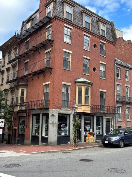 More Photos Of 14-16 Derne St, Boston Storefront Retail Residential For Sale