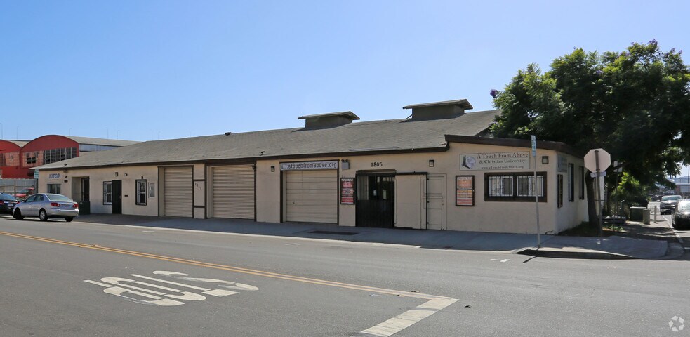 More Photos Of 1805-1809 Main St, San Diego Religious Facility For Lease