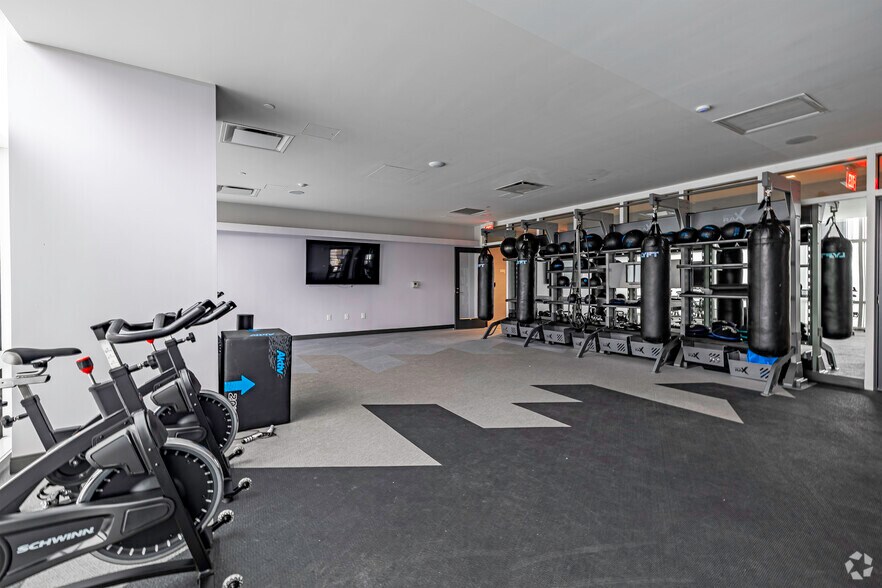 More Photos Of 55 Clinton Pl, New Rochelle Apartments For Lease