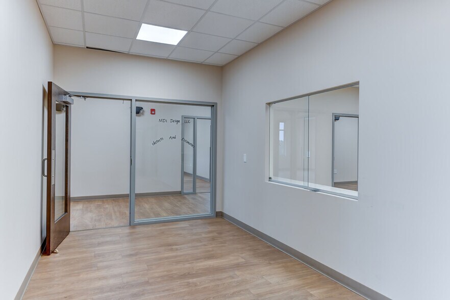 More Photos Of 1033 Alliance Park Dr, Bloomsburg Office For Lease