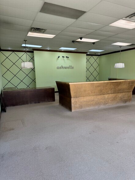 More Photos Of 2503 Manchester Expy, Columbus Freestanding For Lease