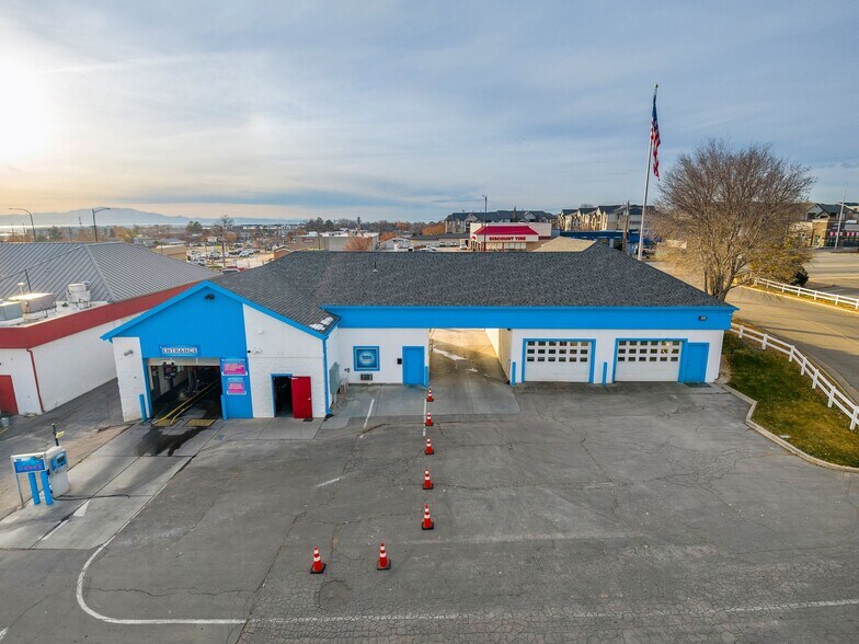 More Photos Of 2068 N Hill Field Rd, Layton Carwash For Sale