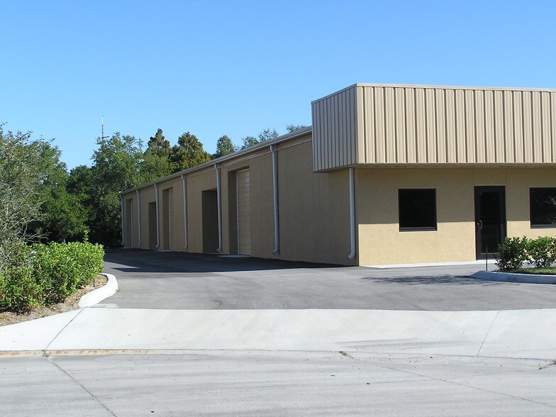 More Photos Of 11715 87th St N, Largo Warehouse For Sale