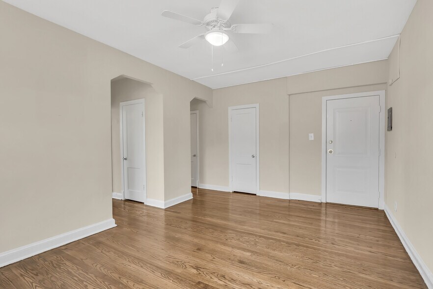 More Photos Of 315-325 Franklin St NE, Washington Apartments For Sale