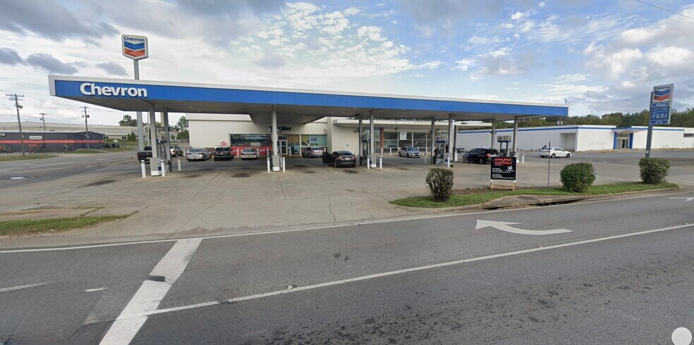 More Photos Of 2429 Carraway Blvd, Birmingham Service Station For Lease