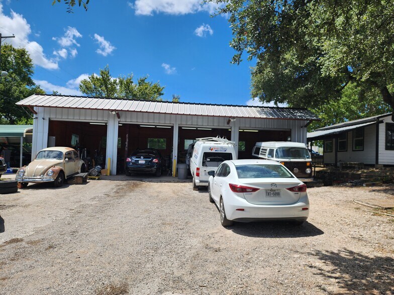 More Photos Of 5401 S Congress Ave, Austin Auto Dealership For Sale