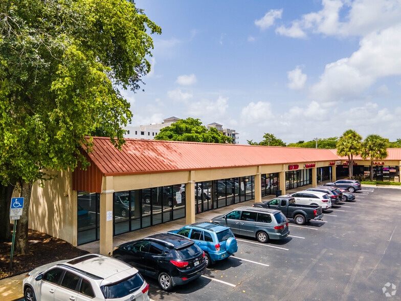 More Photos Of 1727-1797 N University Dr, Plantation Unknown For Lease