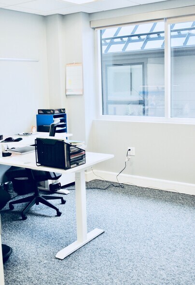 More Photos Of 60 Arch St, Greenwich Loft Creative Space For Lease