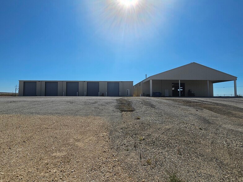 More Photos Of 110 CR 141, Sweetwater Warehouse For Sale