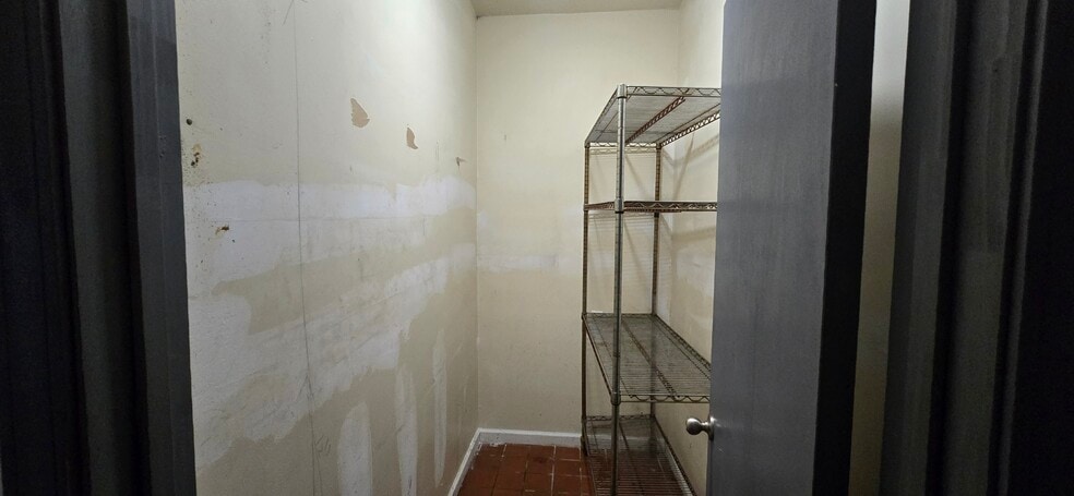 More Photos Of 6228 Yadkin Rd, Fayetteville Restaurant For Sale