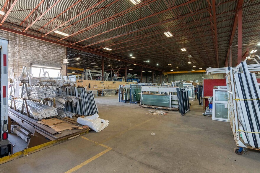 More Photos Of 5744 198 St, Langley Warehouse For Lease