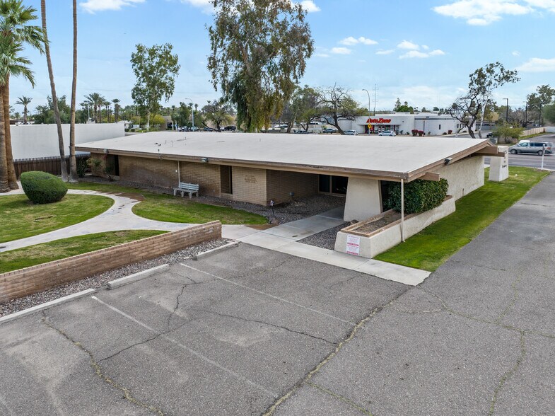 More Photos Of 424 W Broadway Rd, Tempe Office For Sale