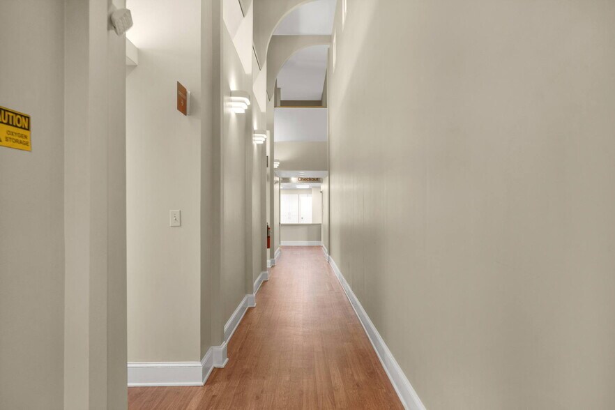 More Photos Of 1201-1203 Colonial Commons Ct, Lancaster Medical For Lease