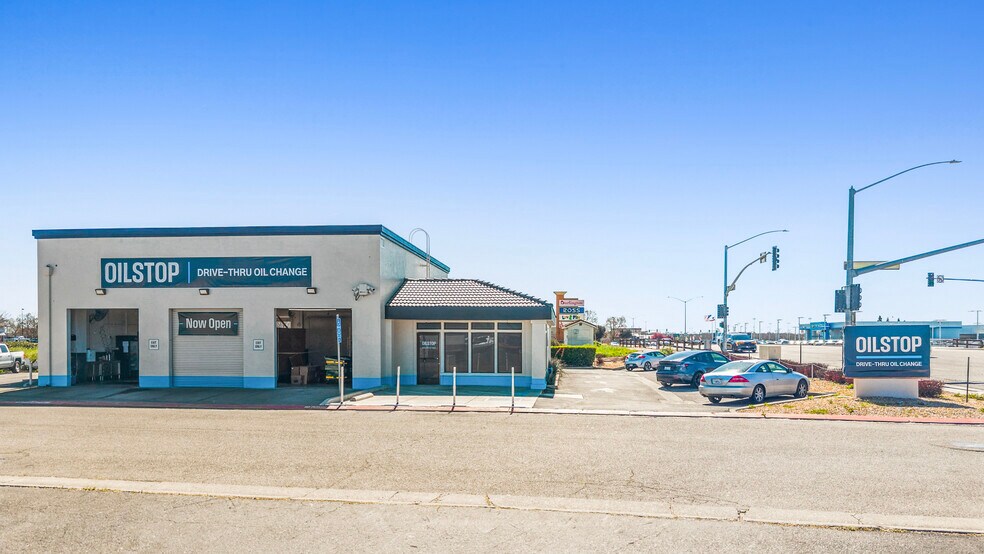 More Photos Of 7730 Holman Rd, Stockton Auto Repair For Sale