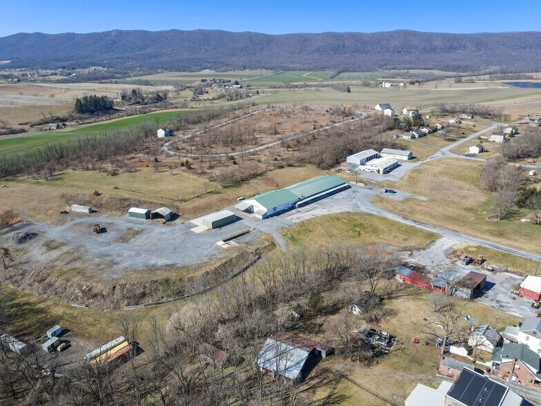 More Photos Of 12258 Buchanan Trl W, Mercersburg Flex For Lease