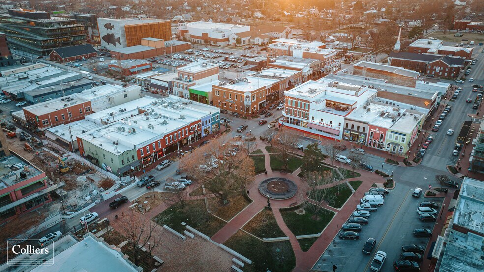 More Photos Of 106-112 E Central Ave, Bentonville General Retail For Sale