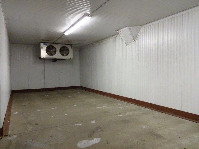 More Photos Of 1500 Clinton St, Buffalo Light Manufacturing For Lease